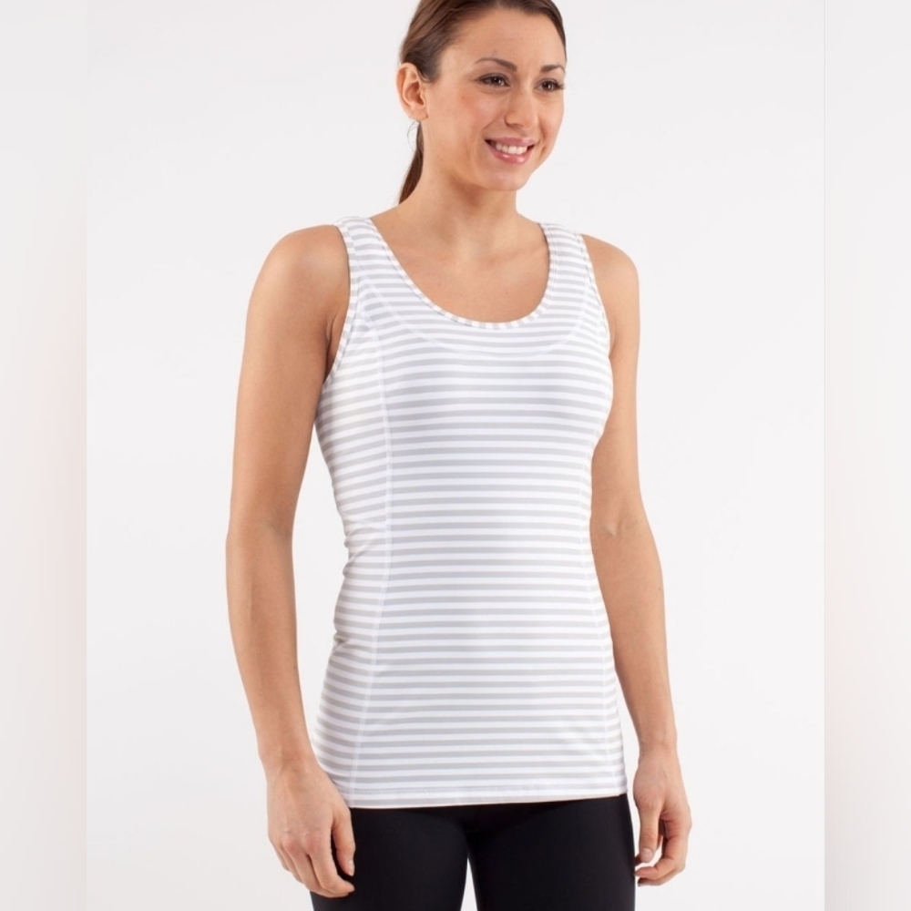 Lululemon Run: Stay On Course Tank Silver Spoon White Size 12